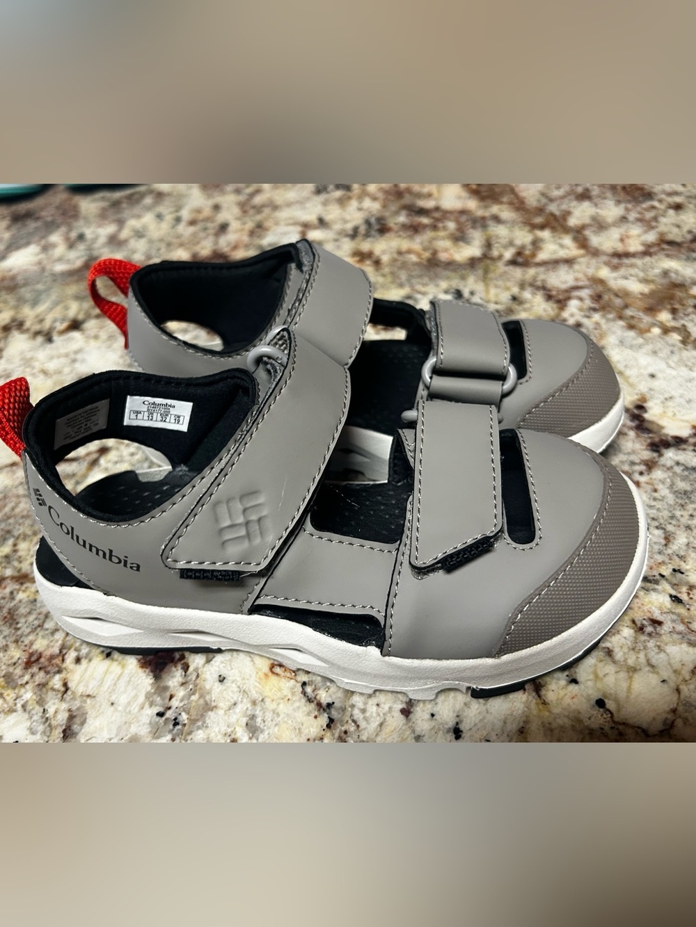 NEW Columbia Gray Kids' Size 1 Sport Sandals Water Shoes